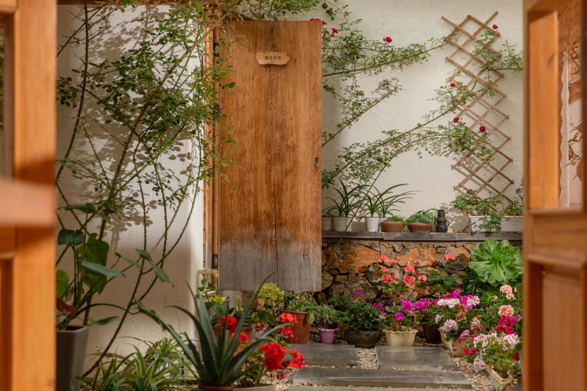 Courtyard Shangri-La 藏舍小院 Ngoại thất bức ảnh