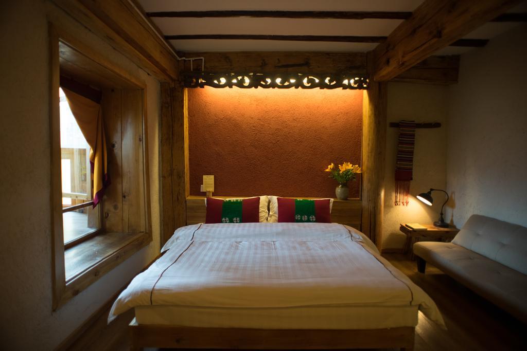 Courtyard Shangri-La 藏舍小院 Ngoại thất bức ảnh