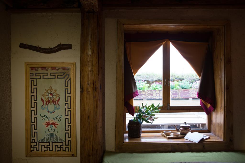 Courtyard Shangri-La 藏舍小院 Ngoại thất bức ảnh
